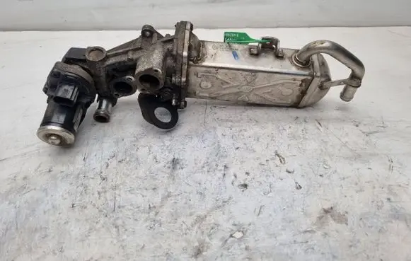 Skoda Octavia Mk3 (5E) EGR valve cooler 3L131512BJ