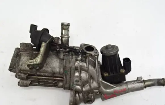 Jaguar XF X250 EGR valve cooler 9X2Q9U438DA