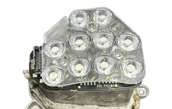 BMW 5 F10 F11 LED ballast control module 17173804