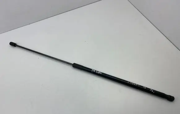 Volkswagen Passat Alltrack Front bonnet/hood damper/strut 3G0823359 6732740340N