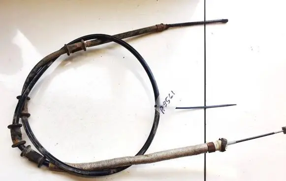 Handbrake/parking brake wiring cable