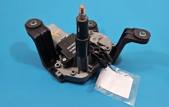 Opel Astra J Rear window wiper motor 13256917 IMPRK1551620