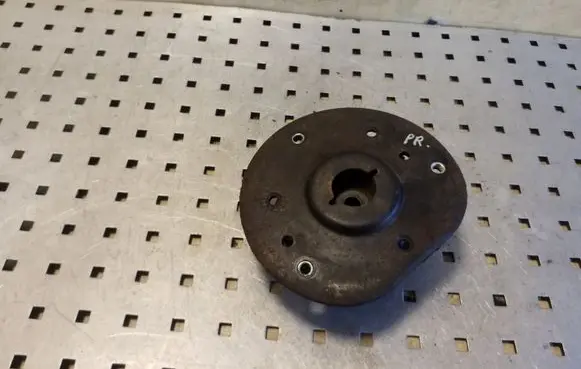 Volvo XC60 Front coil spring rubber mount 