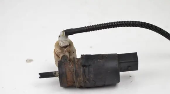 Audi A6 S6 C6 4F Windscreen/windshield washer pump 1T0955651A