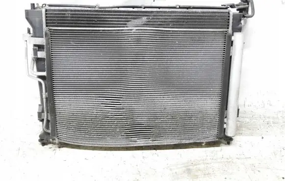 Hyundai i30 Radiator set T9J5G