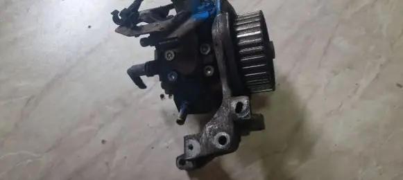 Citroen Berlingo Fuel injection high pressure pump 0445010102