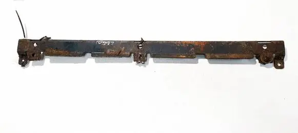 Audi A8 S8 D3 4E Engine mounting bracket 