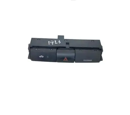Toyota Corolla Verso E121 Hazard light switch 153965