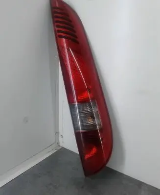 Rear/tail lights