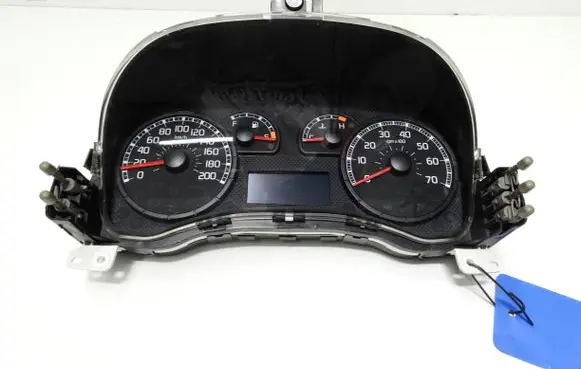 Speedometer (instrument cluster)