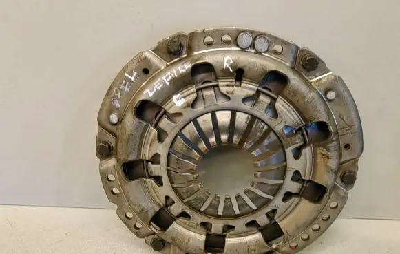 Opel Zafira B Pressure plate 121006710