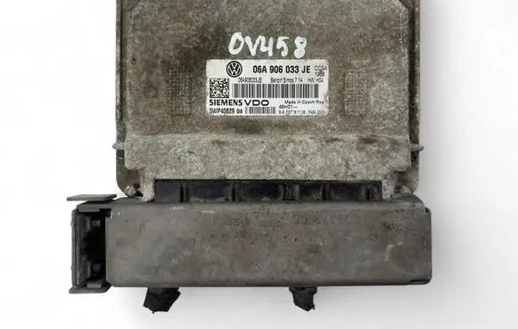 Skoda Octavia Mk2 (1Z) Engine control unit/module ECU 06A906033JE