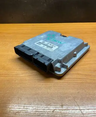 Volkswagen PASSAT B5 Engine control unit/module 038906019BJ 28SA4086 0281010176