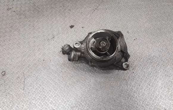 Vacuum pump