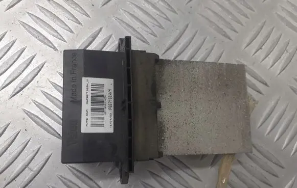 Nissan Micra Heater blower fan relay F65716SW