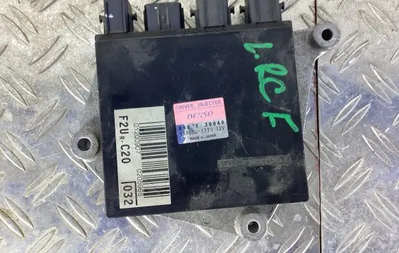 Lexus RC Fuel injection control unit/module 8987130040