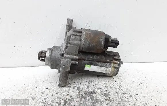 Volkswagen Golf VI Starter motor