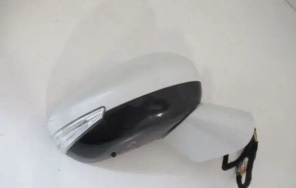 Citroen DS5 Front door electric wing mirror 
