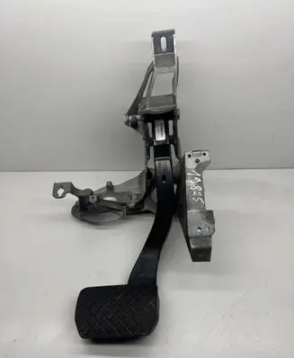 Audi A6 S6 C6 4F Pedal assembly 4F1721117A