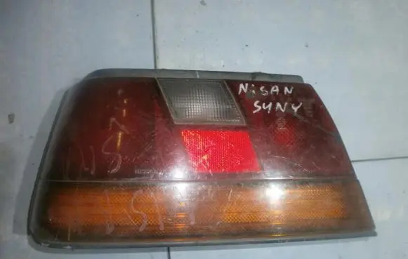 Nissan Sunny Rear/tail lights
