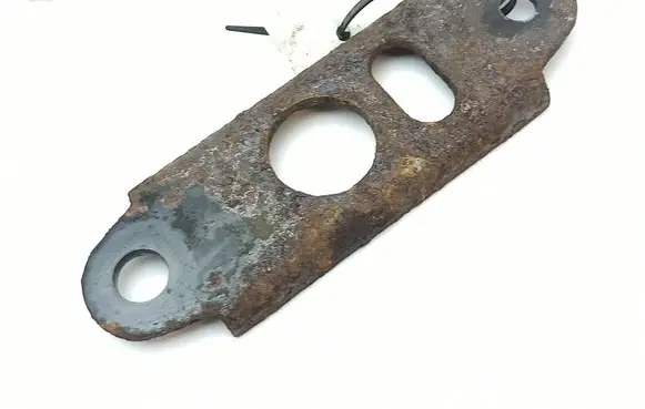 Jaguar XJS Towing hook eye 