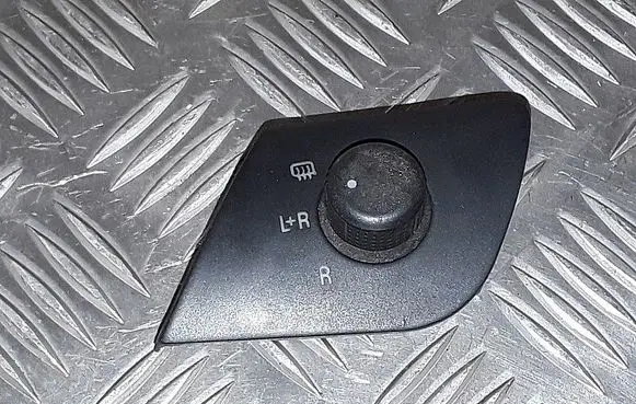 Skoda Fabia Mk1 (6Y) Wing mirror switch 6y1959565d