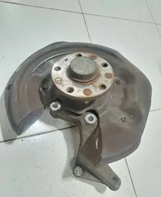 Audi Q3 8U Rear wheel hub Nocode