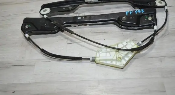 Fiat Freemont Front window lifting mechanism without motor 77400000