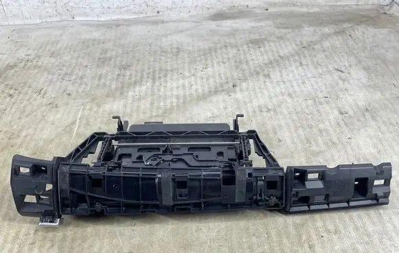BMW 7 F01 F02 F03 F04 Glove box 9119796 01349137