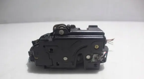 Seat Toledo III (5P) Rear door lock
