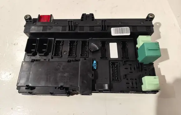 BMW X5 E53 Fuse module 6907395 161317051801 518757000