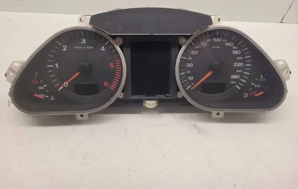 Audi A6 S6 C6 4F Speedometer (instrument cluster) 4F0920900S 4F0910900A 503000731203