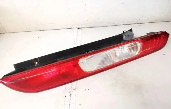 Ford Focus Rear/tail lights 4m5113404a 4m51-13404-a