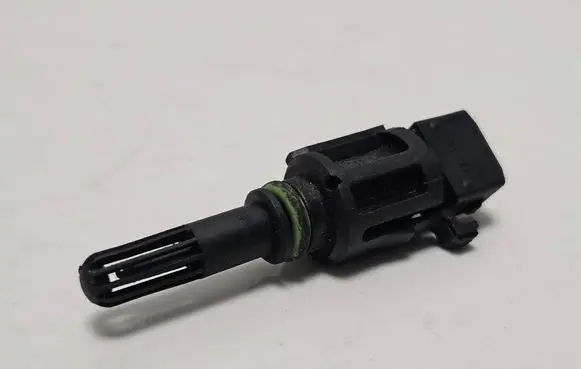 BMW Z3 E36 Intake air temperature sensor 1739510 13224 1504