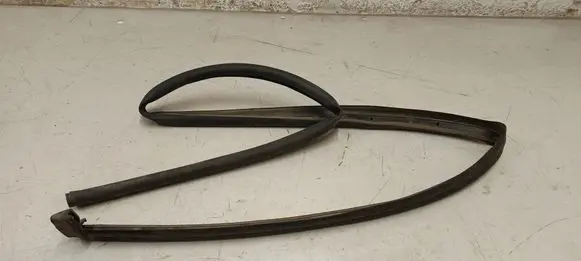 Audi Q8 Rear door rubber seal (on body) 4M8833177