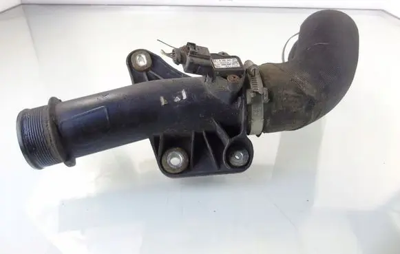 Audi A5 8T 8F Intercooler hose/pipe 8K0145673E