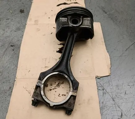 BMW 3 E46 Piston with connecting rod 82F 313 46X