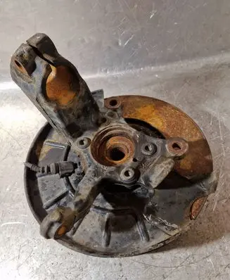Volkswagen Golf VI Front wheel hub