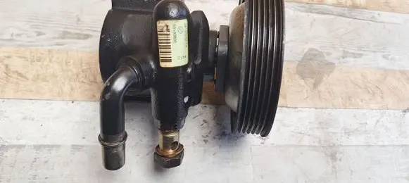 Alfa Romeo 156 Power steering pump 55183805 26103252FK