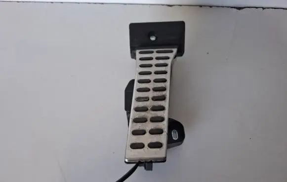 KIA Sportage Accelerator throttle pedal Q81
