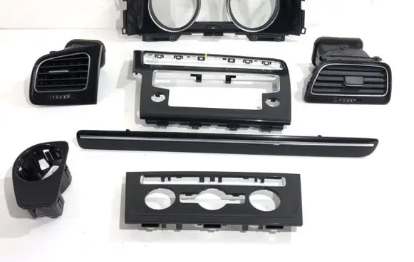Volkswagen Golf VII Dashboard trim 