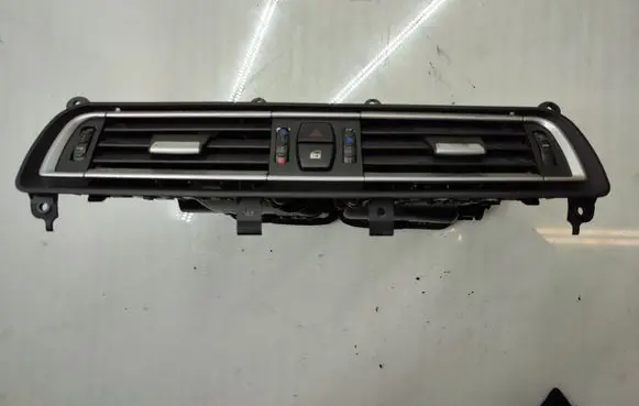 BMW 7 F01 F02 F03 F04 Dash center air vent grill 9115860