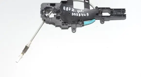 Rear door exterior handle/bracket