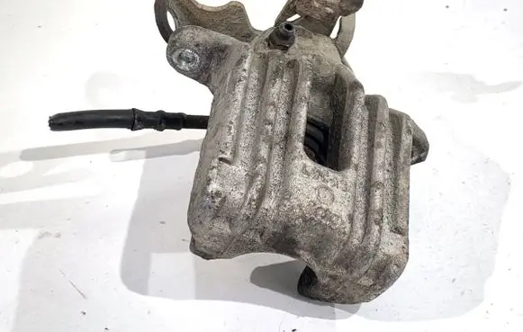 Skoda Superb B5 (3U) Rear brake caliper 