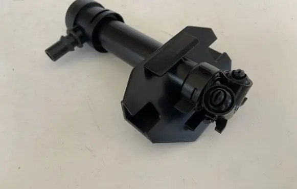 Audi Q3 8U Headlight washer spray nozzle 8U0955102C