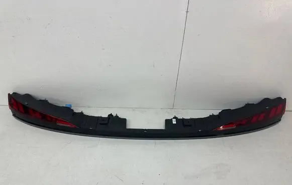 Audi Q3 F3 Tailgate rear/tail lights 