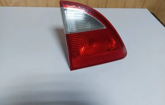 Ford Galaxy Tailgate rear/tail lights 7M5945093B 2NR964365016