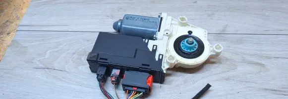 Citroen C8 Front door window regulator motor 140020858003 991728205