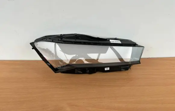 Skoda Superb B8 (3V) Headlight/headlamp SUB2024