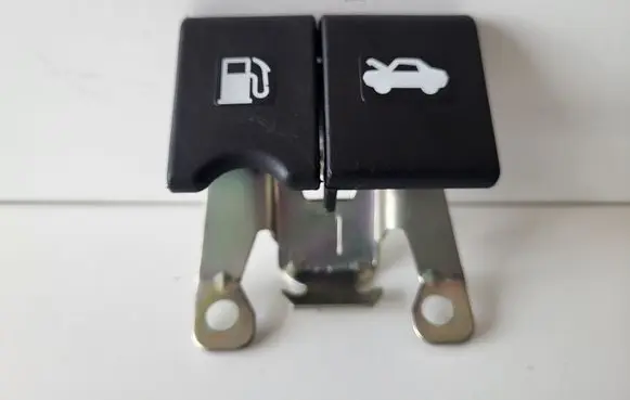 Nissan Pulsar Other switches/knobs/shifts